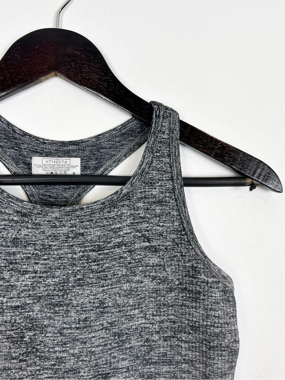 Athleta Heathered Gray Ribbed Racerback Tank Size Small - Picture 2 of 4